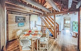 Stunning Apartment In Schonach With Kitchen